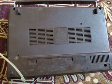 Другие аудиоплееры: Электроника магнитофон 1985года масло