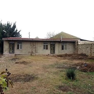 kupçalı həyət evləri: 4 otaqlı, 3 kv. m, Orta təmir