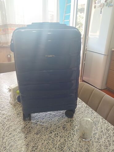 Digər: Çamadan50.manat