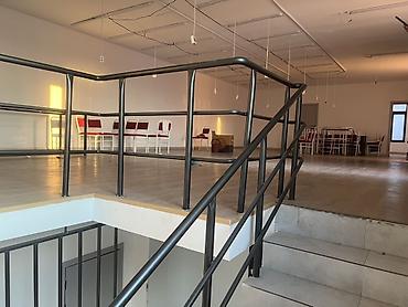 Коммерциялык мүлк: Ижарага Толугу менен кеңсе: 500 м², Турак үйдө, Биринчи катар — 9