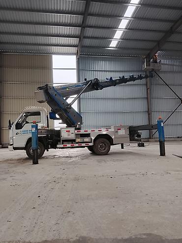 Услуги автовышки: Стрела 30 м, 300 т — 1