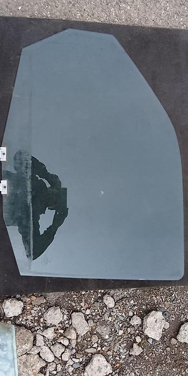 Стекла и комплектующие: Стекло Заднее Mercedes-Benz, 2000 г., Б/у, Оригинал — 9