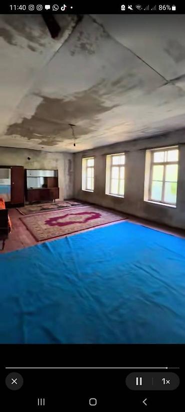 Həyət evləri və villaların satışı: 6 otaqlı, 47 kv. m, Orta təmir — 4