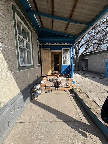 уй сатып алам бишкек: Продаётся жилой дом с закрытым двором и синими распашными воротами — 4