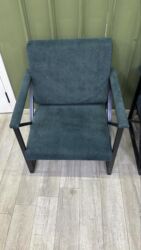 буу дивандар: Офисное кресло, Б/у, Без колесиков, цвет - Синий, Велюр at lalafo.kg буу дивандар: Офисное кресло, Б/у, Без колесиков, цвет - Синий, Велюр