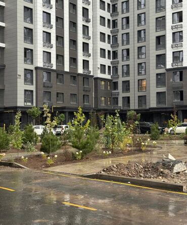 продаю квартиру по улице советская донецкая: 3 комнаты, 109 м², Элитка, 4 этаж, ПСО (под самоотделку)
