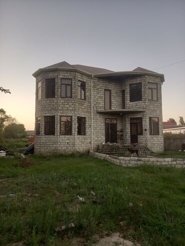 heyet evleri 2022: 6 комнат, 220 м², Нет кредита, Без ремонта