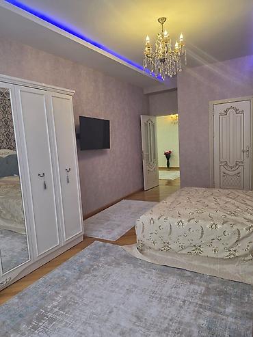 2 mertebeli: Mənzilin təsviri: - Geniş və işıqlı planlama: iri hol, bir neçə — 8