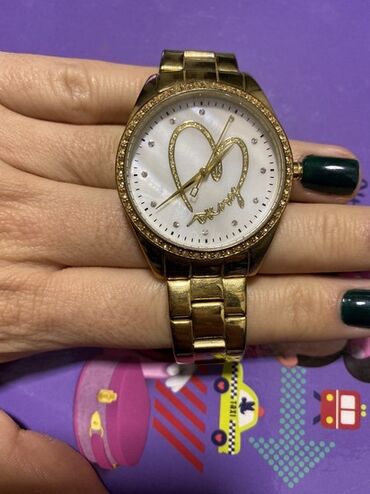karirane jakne ženske: Donna Karan New York sat, duzina narukvice 16 cm. Moguce licno