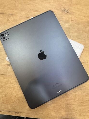 irşad telecom plansetler: İşlənmiş Apple iPad Pro, 11", 256 GB, Ünvandan götürmə