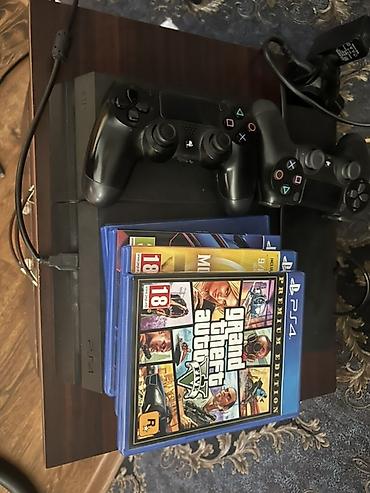 playstation 4 oyunlar: PlayStation 4 (PS4) oyun konsolu dəsti Komplekt:(proşibka olunmayıb — 1