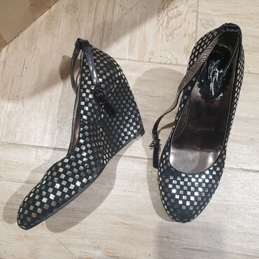 Туфли: 37 размер — 10