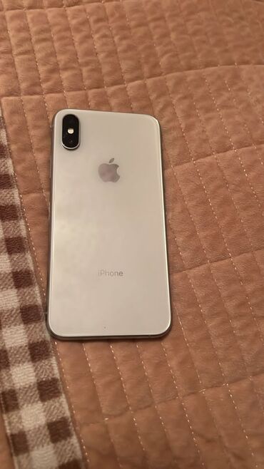 Apple iPhone: IPhone Xs, Б/у, 256 ГБ, Кабель
