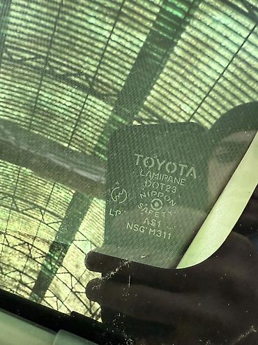 Toyota: Toyota Sienta: 2004 г., 1.5 л, Вариатор, Бензин, Минивэн — 13