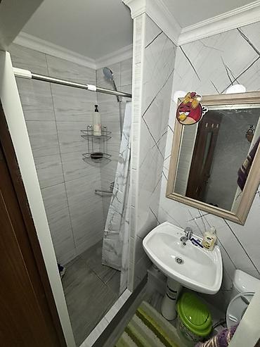 Посуточная аренда комнат: Сдаётся компактная студия с отдельным санузлом и кухонной зоной — 11