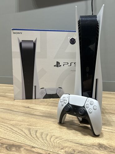 сколько стоит playstation 3: Tecili satilir ela veziyyetdedir hec bir problemi yoxdu karobka kabel