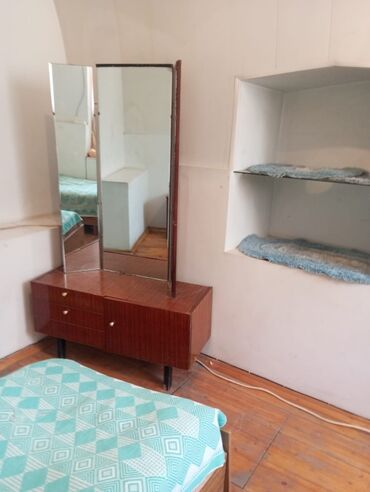 Günlük kirayə evlər: 45 kv. m, 2 otaqlı, İşıq, Su, Kanalizasiya — 2