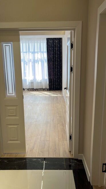 аренда трёхкомнатной квартиры: 3 комнаты, 100 м², Элитка, 3 этаж, Евроремонт