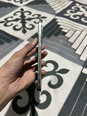 агрегат морозильной камеры: Huawei nova 13, Б/у, 256 ГБ, цвет - Зеленый, 2 SIM — 8