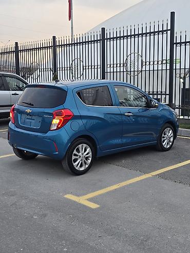 spark 1: Chevrolet Spark: 2019 г., 0.1 л, Вариатор, Бензин, Хэтчбэк — 4