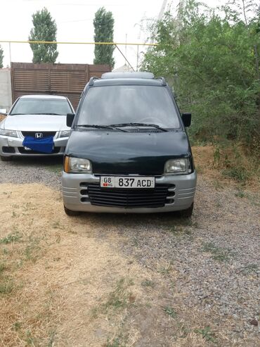киридит машина: Daihatsu Move: 1997 г., 0.8 л, Механика, Бензин, Хетчбек