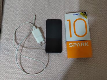 köhnə telefonların alışı: Tecno Spark 10 5G, 128 GB, rəng - Qara, Barmaq izi, Simsiz şarj, İki sim kartlı