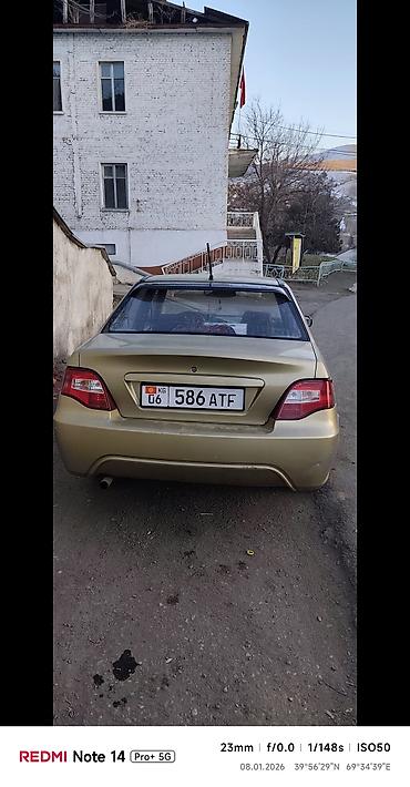 Daewoo Nexia: 2008 г., 1.6 л, Механика, Бензин, Седан