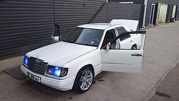 70 сом: Mercedes-Benz E-Class: 1990 г., 2.3 л, Кол менен иштөөчү, Бензин, Седан — 2