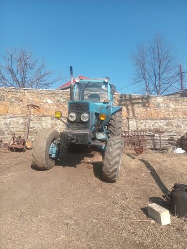 hündür maşın: Traktor Belarus (MTZ) 82, 1981 il, 82 at gücü, motor 0.5 l, İşlənmiş