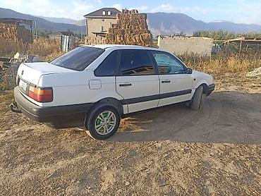 Volkswagen: Volkswagen Passat: 1989 г., 1.8 л, Механика, Бензин, Седан — 2