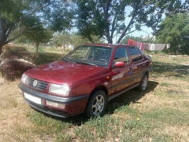 глушитель венто: Volkswagen Vento: 1.8 л, Механика, Бензин
