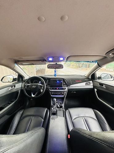 Hyundai Sonata: 2018 г., 2 л, Автомат, Бензин, Седан