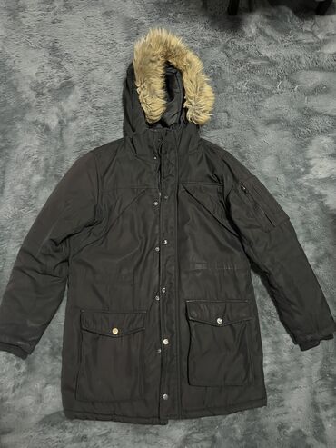 monkler jakne: Pull and bear jakna super stanjem
M