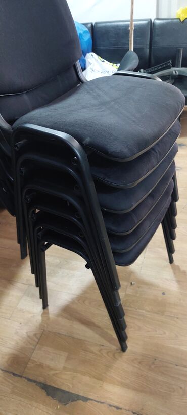 Digər ofis ləvazimatları: Ofis mebelləri satıram — 24