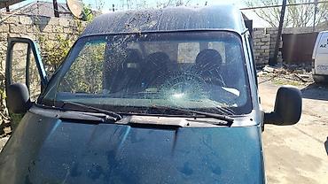 ceşka furqon: Yükdaşıma mikroavtobusu – uzun kuzovlu, hündür tavanlı — 4