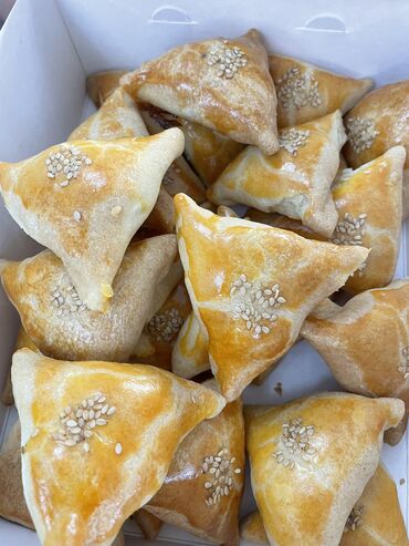 Выпечка, хлебобулочные изделия: Санза Булочки пироги Чак чак Борсоки Самсы с курицей и с мясом — 27