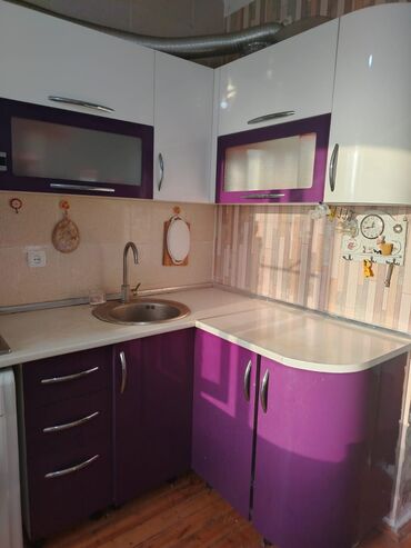 угловой диван для кухни: Mətbəx mebel dəsti və quraşdırılmış texnika - Rəng və dizayn