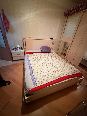 shekiller: Yataq otağı mebel dəsti Tərkibi: - Geniş qarderob: 4 bölməli, sürgülü — 2