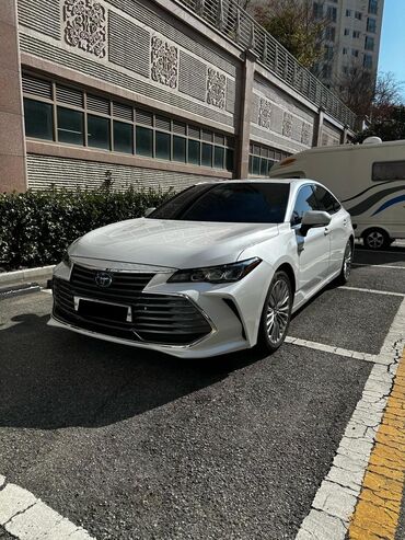 Toyota: Toyota Avalon: 2021 г., 2.5 л, Автомат, Гибрид, Седан