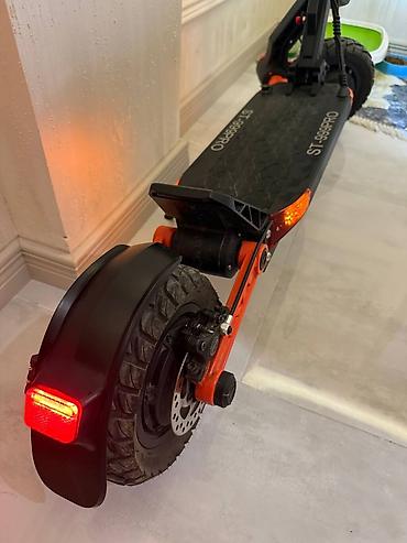 Elektrikli samokatlar: İşlənmiş Elektrik samokat 10", > 1000 Vt, > 45 km/s, Ünvandan götürmə — 8