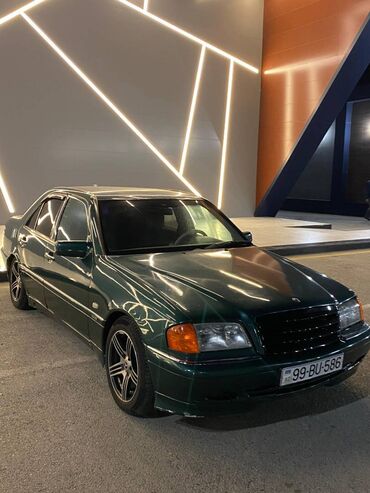 Mercedes-Benz: Mercedes-Benz 240: 2.4 l | 1998 il Sedan — 1