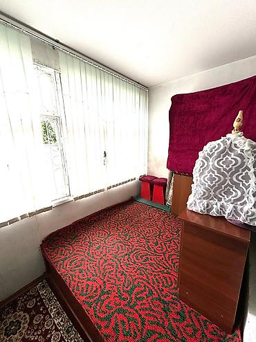 продаю 1 ком квартиру аламедин 1: 3 комнаты, 63 м², Анар мкр., 105 серия, 1 этаж — 9