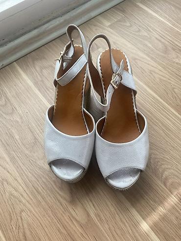 женские босоножки на танкетке: Məhsul: Qadın sandaleti – platformalı (wedged) espadril tərzi - Rəng — 3