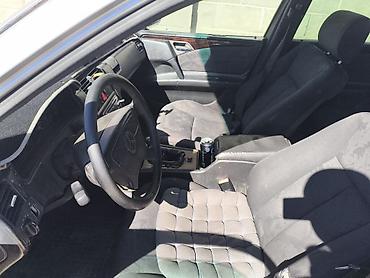 на грузовое авто: Mercedes-Benz E-Class: 1996 г., 2.3 л, Механика, Бензин, Седан — 3