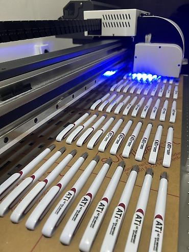 bizon promo: UV printer ilə fərdi çap xidməti - Sərt və yumşaq səthlərə birbaşa UV — 1