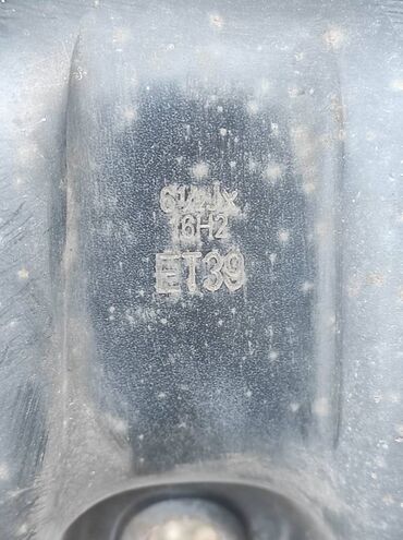 Gume i felne: Prodajem Opelove celicne felne 16,” ( precnik centralne rupe 90mm — 5