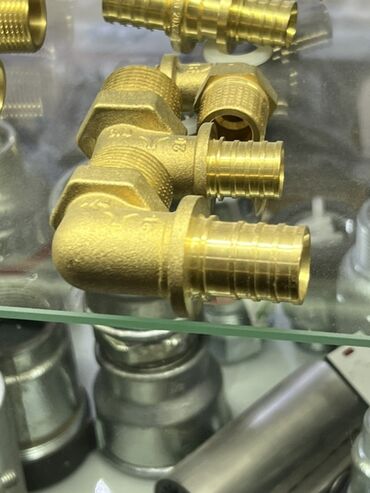 купить переходник для газового баллона: Уголок (45°, 90°), Металл