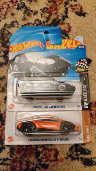 Avtomobil modelləri: Hot Wheels kolleksiya die-cast modelləri – blister qablaşdırmada — 10