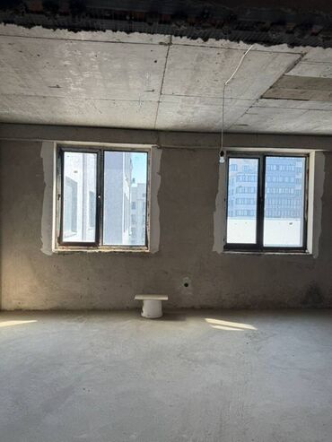 купить квартиру с котлована бишкек: 2 бөлмө, 84 кв. м, Элитка, 8 кабат, ПСО (өзү оңдоп түзөтүп бүтүү үчүн)