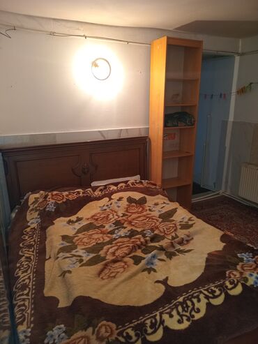 heyet evlerinin kirayesi: 29 kv. m, 1 otaqlı, Kombi, Qaz, İşıq